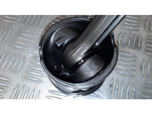 Přístrojová deska Citroen C6 2006 H268X, 005140206