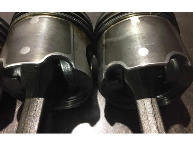  Поршень с шатуном  084157  Land Rover Freelander  