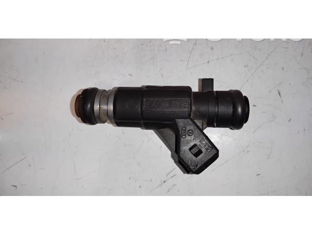 Vstřikovač 030906031E, 0280155731   Audi A3 S3 8P  pro benzínový motor 1.2  0910