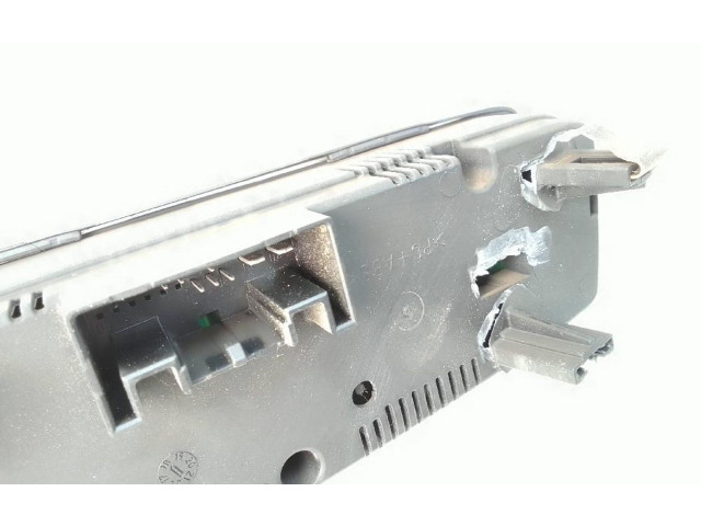 Блок управления климат-контролем 83A820047   Audi A1