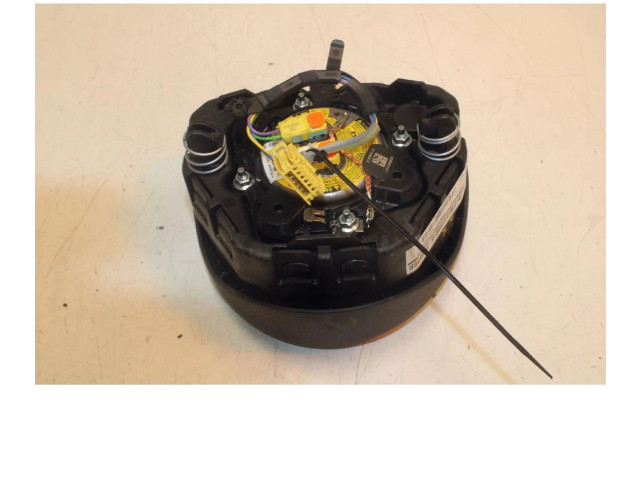 Vstřikovač    Mercedes-Benz GLA W156    K9K 