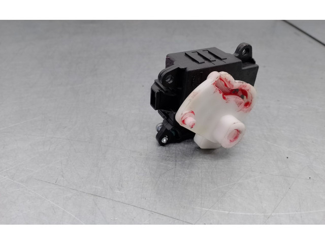 Zpětné zrcátko Nissan Juke I F15 2013 277321HA0A