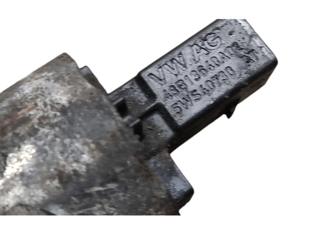 Vstřikovací lišta 03L130089B, 48B13640A02 Volkswagen Caddy CAYD