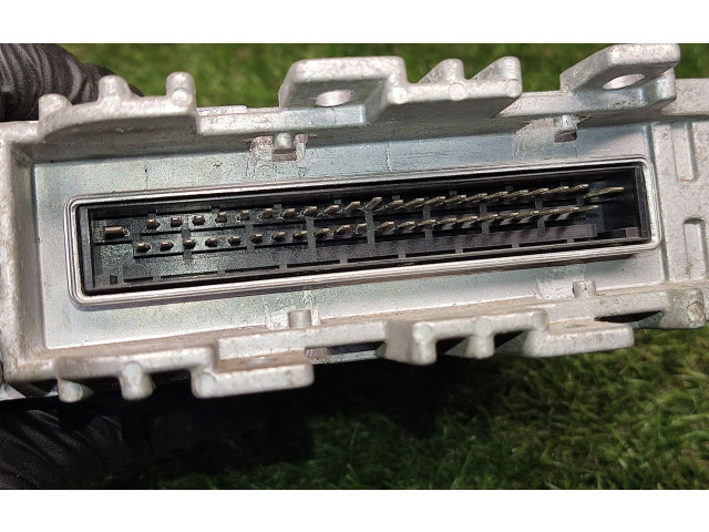 Блок управления двигателем ECU 1H0907311A, 0261200275 Volkswagen Golf III 1996