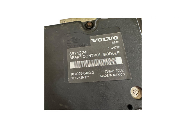 Блок АБС 8671224 Volvo V70 2000 - 2004 года