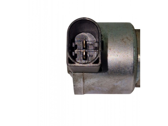 Топливная рампа R04L125, 04L130764C   Volkswagen PASSAT B8   для двигателя CRLB, CRL