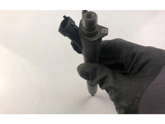 Форсунка 31303238    Volvo V70   