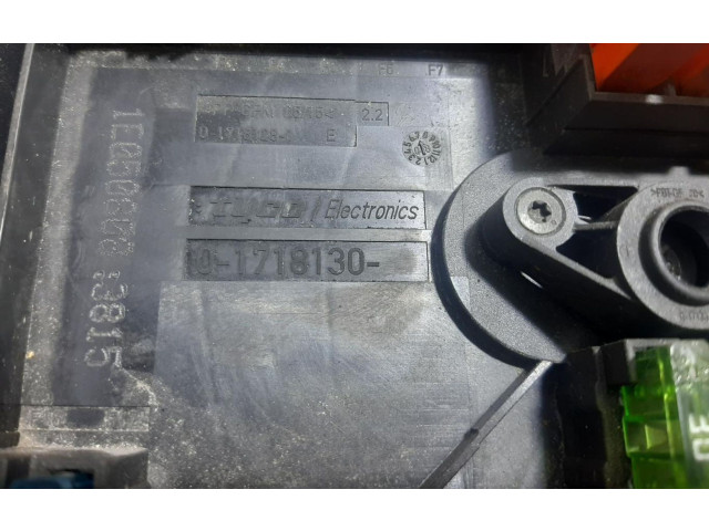   Pojistková skříňka 01718130   Seat Altea 