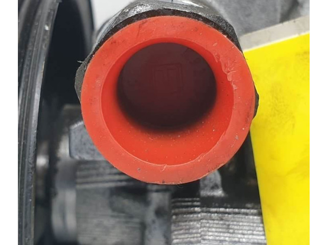  рейка  Колонка рулевая 52090454AA   Jeep Commander  -  года