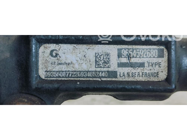Топливная рампа 9654592680 Citroen C4 I для двигателя 9HYDV6TED4