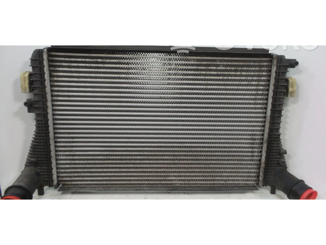 Интеркулер  1K0145803BM, 1K0145803AF   Volkswagen Jetta VI 