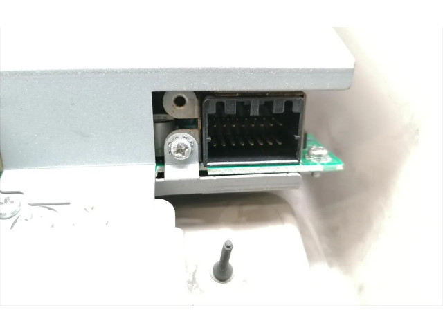 Дисплей    P05064249AB   Jeep Grand Cherokee (WK)