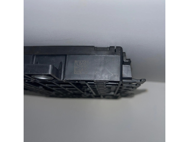 Pojistková skříňka A2135401115 Mercedes-Benz C W205 2020