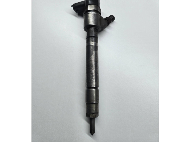 Форсунка 30777526    Volvo V70   