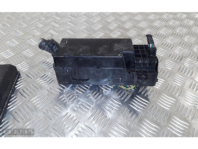 Блок предохранителей PR06900000 Mitsubishi L200