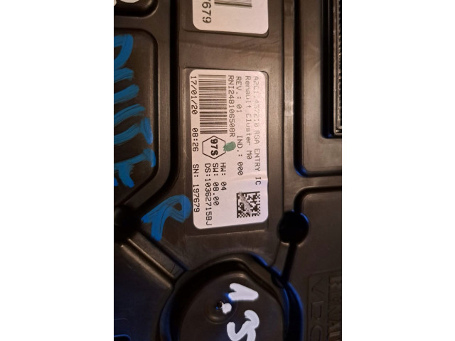 Панель приборов Dacia Duster II