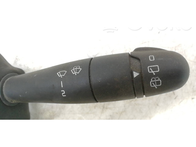 Ручка стеклоочистителей 8200792584, 901057666   Dacia Sandero