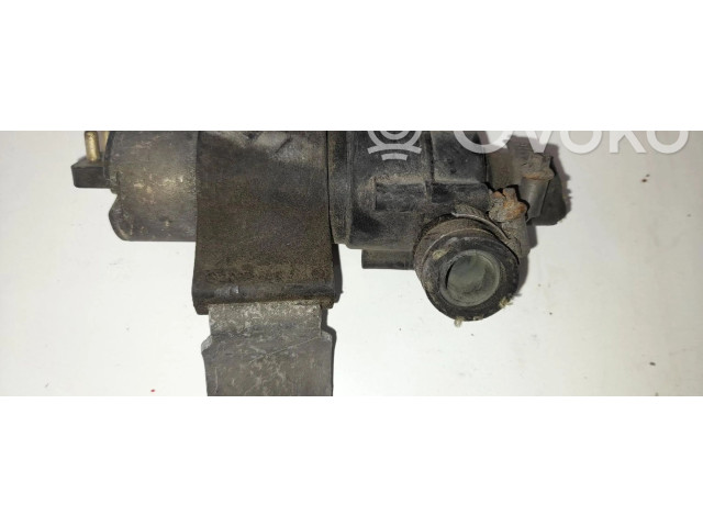 Моторчик заднего дворника 2028300014    Mercedes-Benz C W202