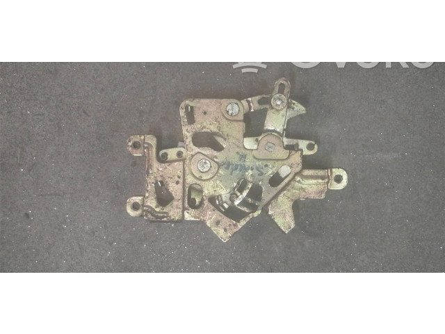 Zámek zadních dveří    Nissan Serena 1993