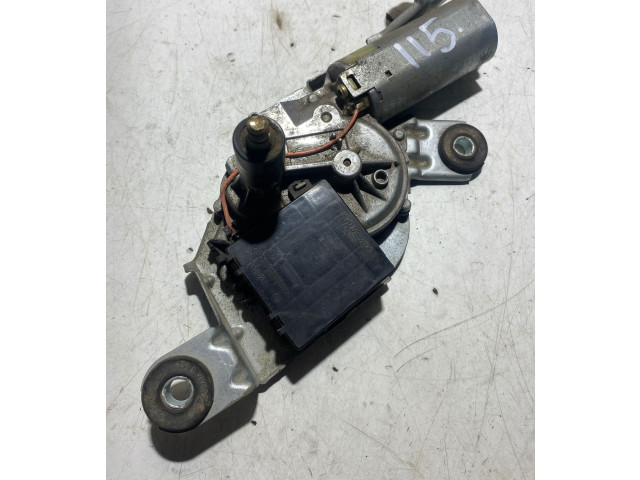 Моторчик заднего дворника 0390201594    BMW X3 E83