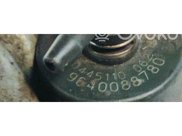 Vstřikovač 0445110062   Peugeot 307    RHYDW10TD 