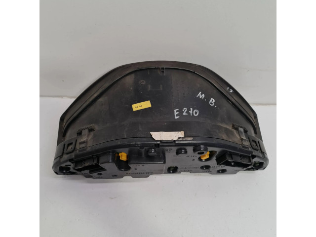 Панель приборов 88311281   Mercedes-Benz E W210       