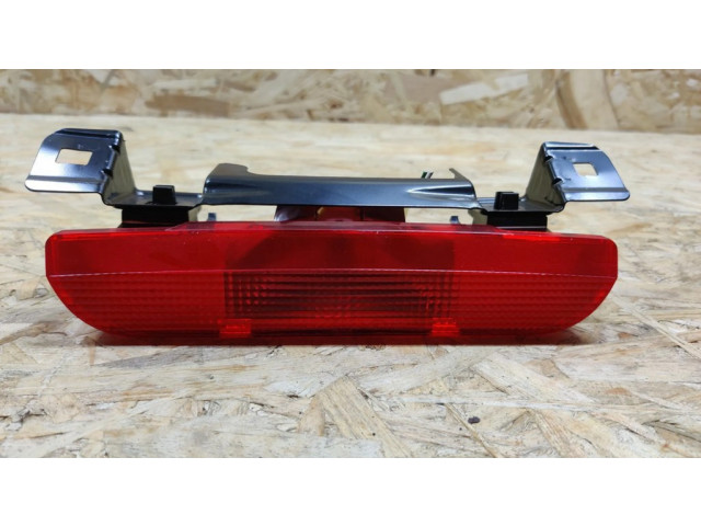 Дополнительный стоп сигнал Daihatsu Terios 21401