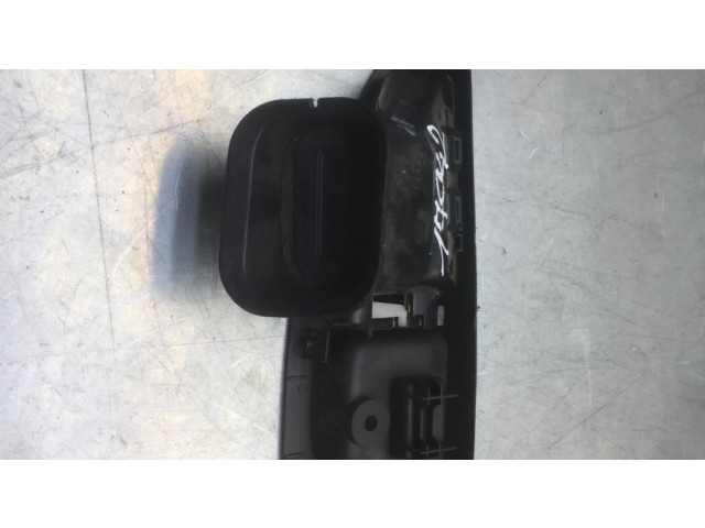 Боковая воздушная решётка