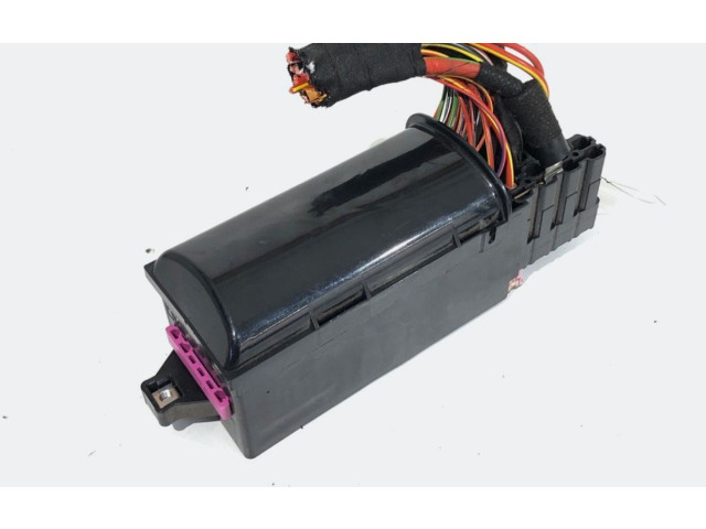 Блок предохранителей  6C0937615A   Skoda Fabia Mk3 (NJ)    