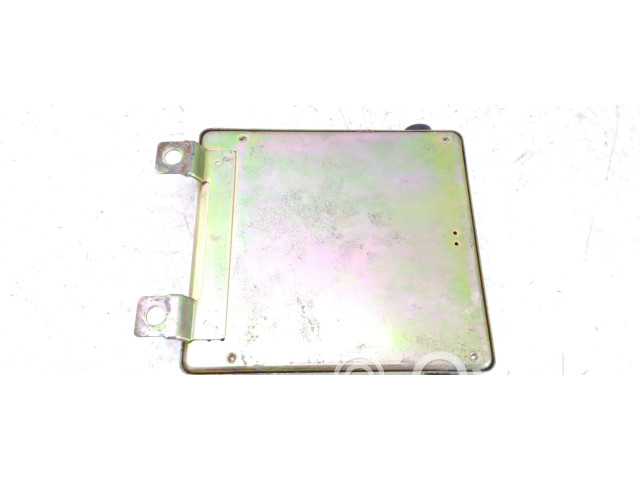 Řídící jednotka 3911024550, 9050930007E Hyundai Scoupe 1990