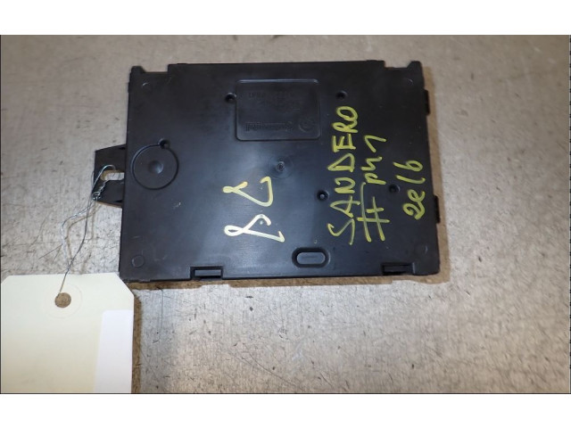 Блок предохранителей 243809584R   Dacia Sandero    