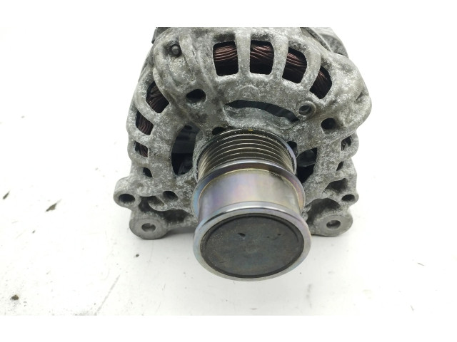 Генератор 04E903015A Audi Q2 -