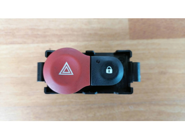 Включатель аварийных фонарей