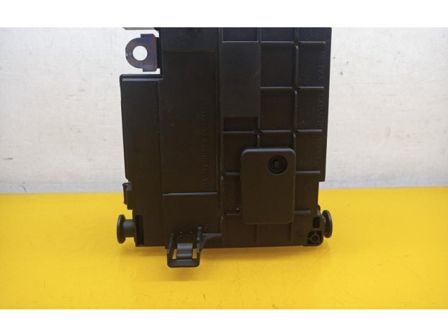 Блок предохранителей 9807427980   Citroen C4 I    