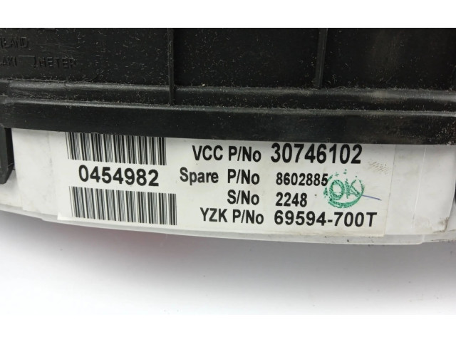 Панель приборов 30746102, 8602885 Volvo S60