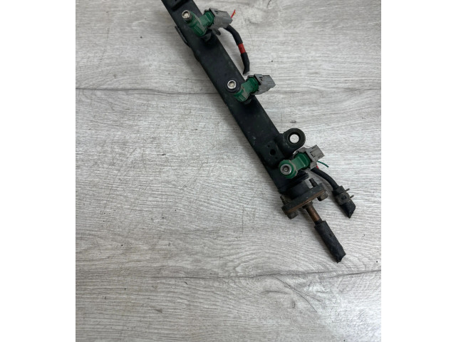 Топливная рампа Mitsubishi Grandis