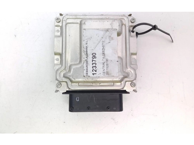 Блок управления    KIA Ceed