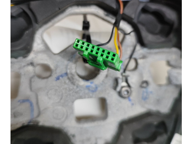 Руль Polestar 2 2020 - года 32227329