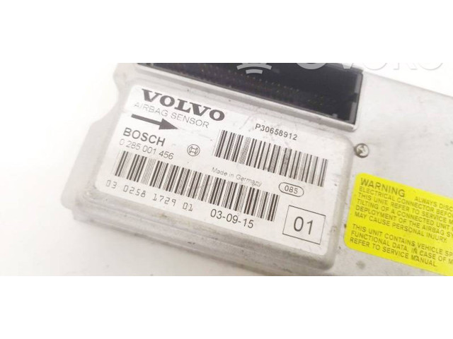 Блок подушек безопасности 0285001456, p30658912   Volvo V70