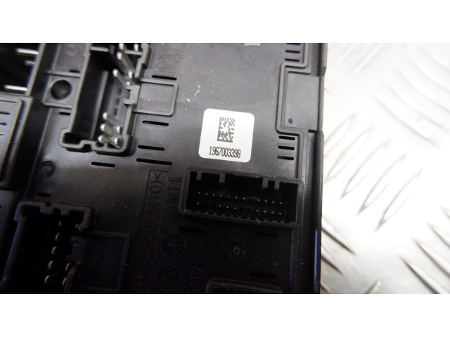   Pojistková skříňka 284B75NA0A, 284B75NA0A   Nissan X-Trail T32 2016