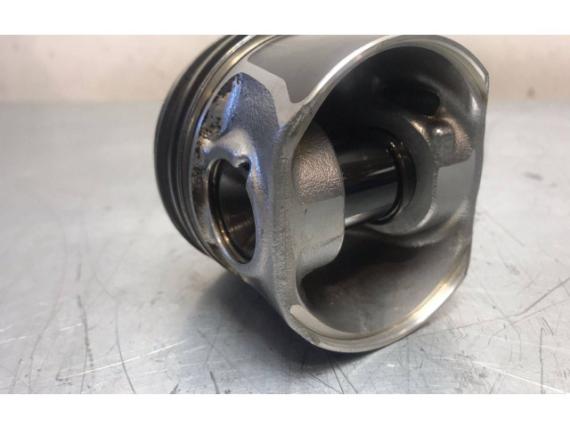 Píst 03L107065J001, CAY Volkswagen Caddy CAY