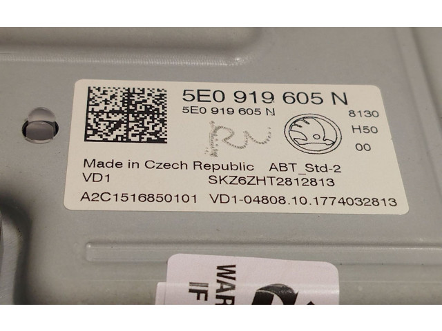 Дисплей    5E0919605N, 5E0919605NBIO   Skoda Octavia Mk3 (5E)