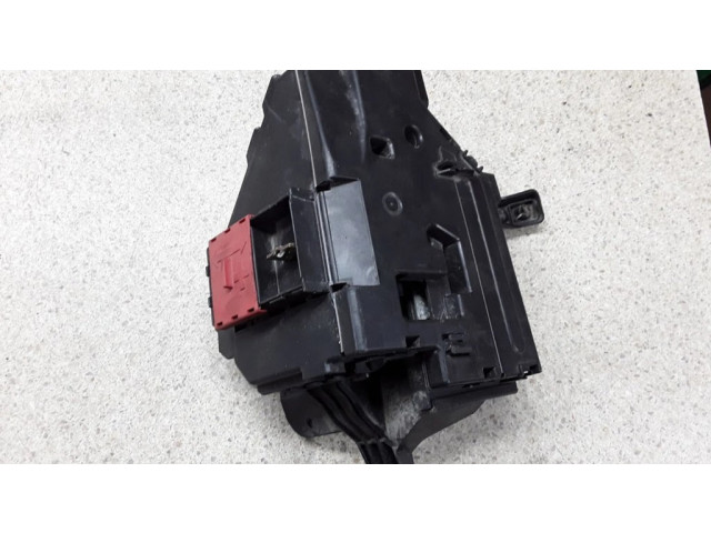 Узел подключения плюсовых проводов