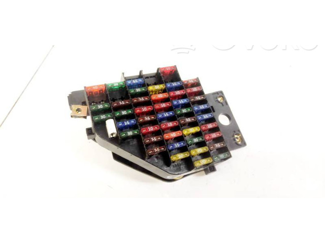 Блок предохранителей  4736930, 4736930   Saab 9-5    