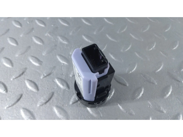 Включатель зажигания и стартера