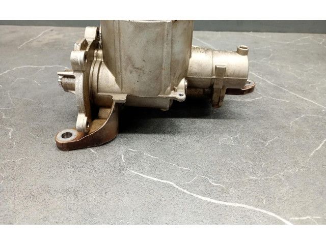 Масляный насос   V764737680  Citroen C5 Aircross 