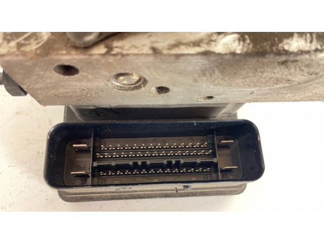 Блок АБС P08619974, 8619968 Volvo S60 2001-2004 года