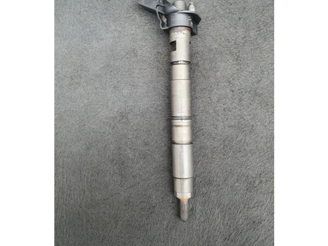 Vstřikovač 057130277AM Audi A8 S8 D4 4H CDSB