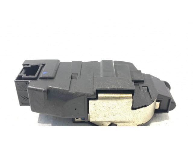 замок багажника     Peugeot Partner 2015-2018 года