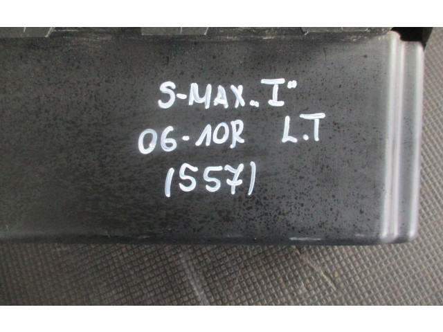 Блок предохранителей     Ford S-MAX    